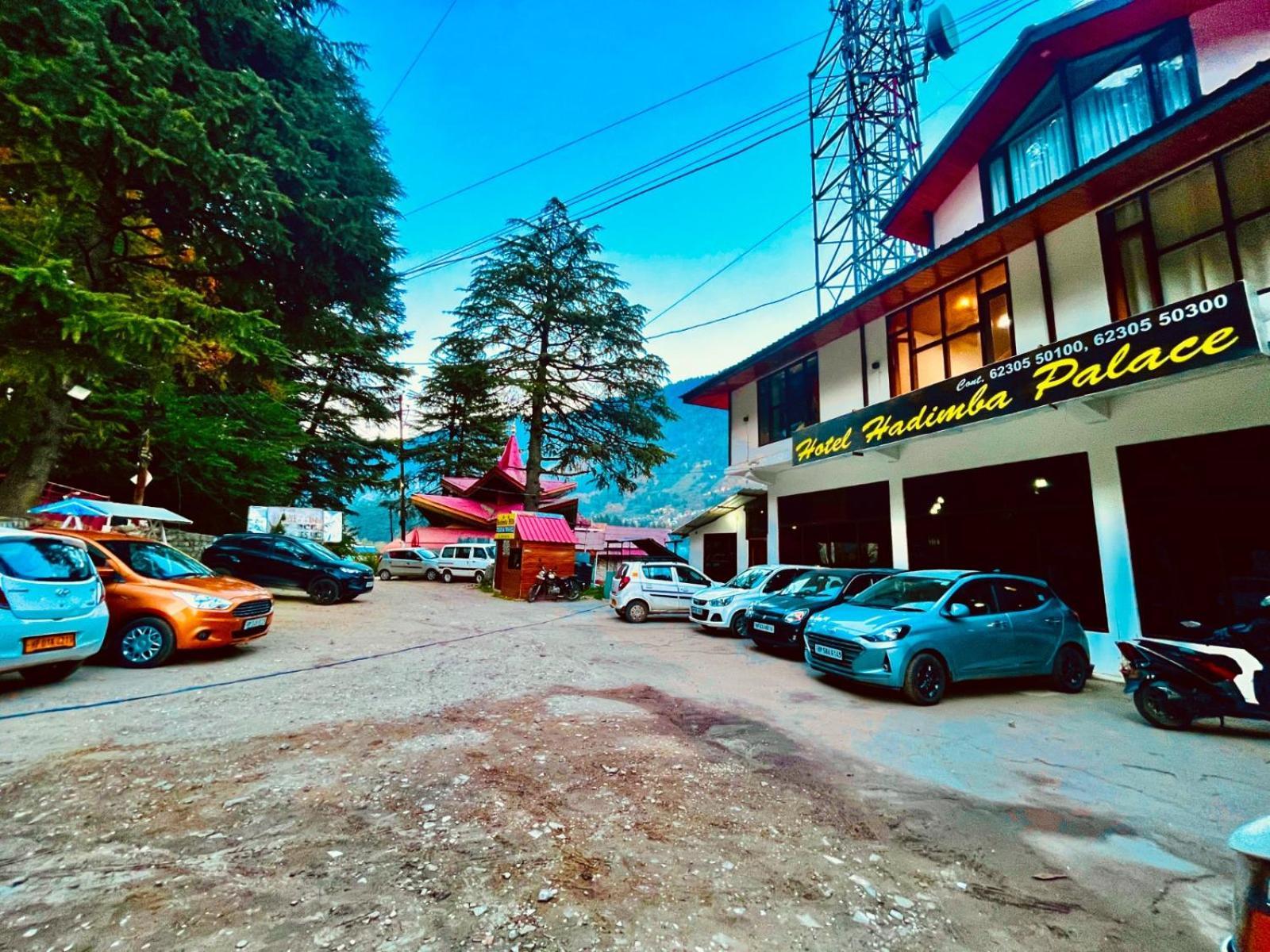 Hadimba Hill View By Hadimba Palace, Manali - Premium Room ! Family Hotel ! Parking ! Near Hadimba Temple Екстер'єр фото