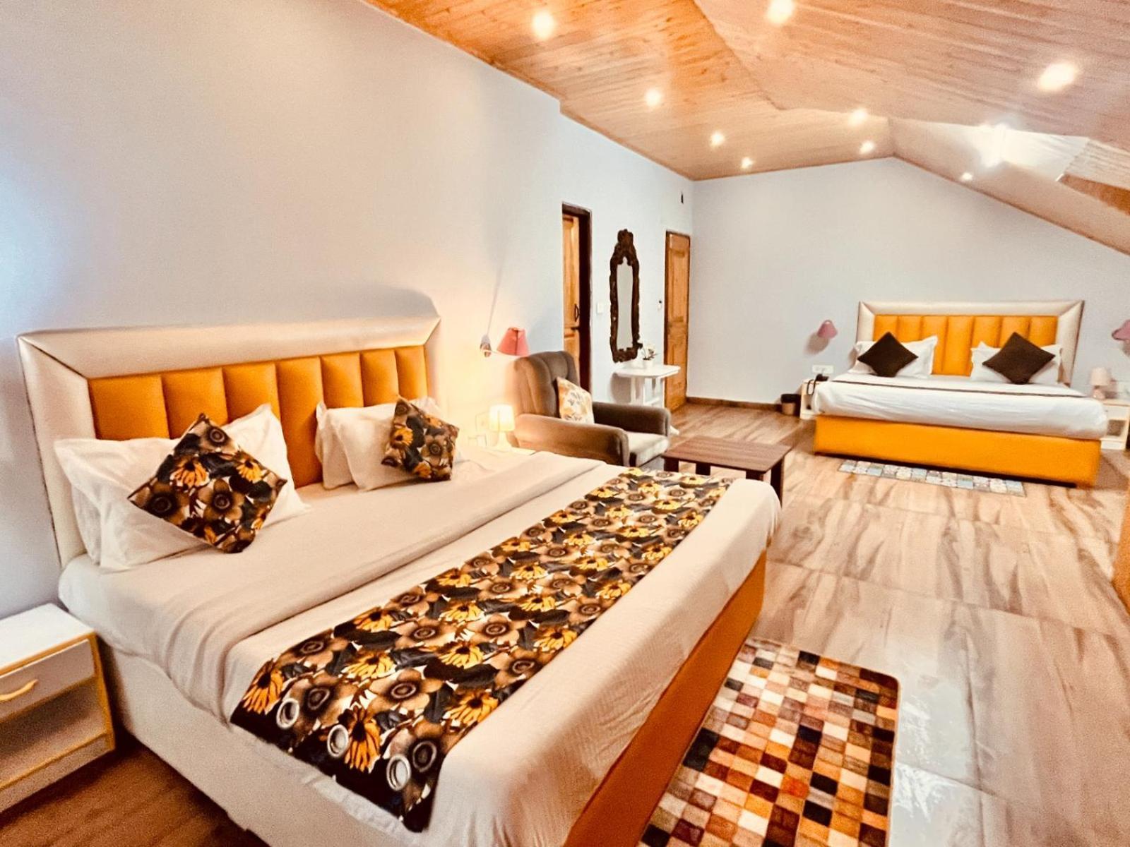 Hadimba Hill View By Hadimba Palace, Manali - Premium Room ! Family Hotel ! Parking ! Near Hadimba Temple Екстер'єр фото